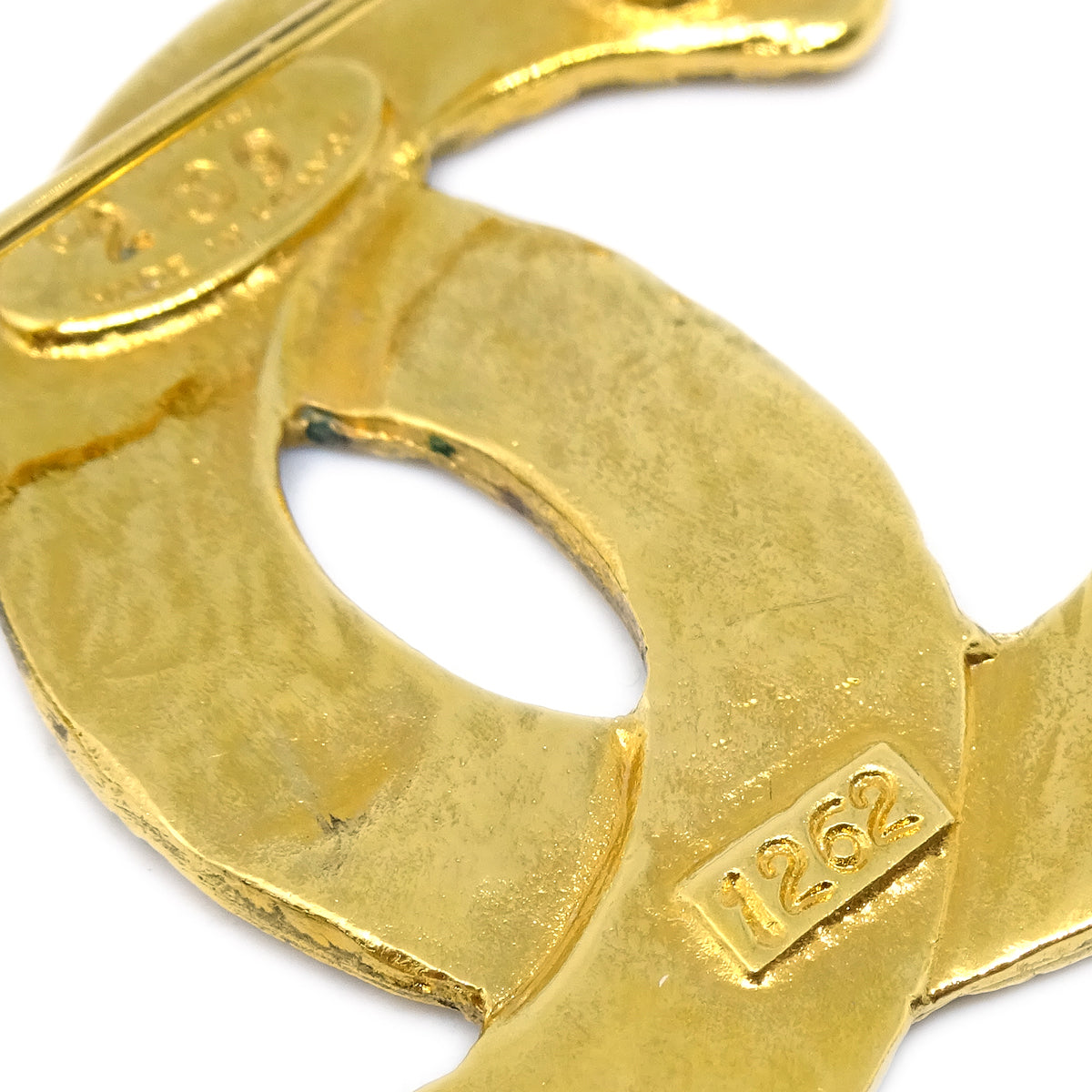 Luxury Chanel CC Quilted Brooch Pin Gold 1262/29