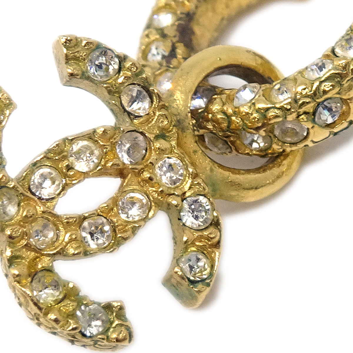 Luxury Chanel Dangle Pierced Earrings Rhinestone Gold 01P