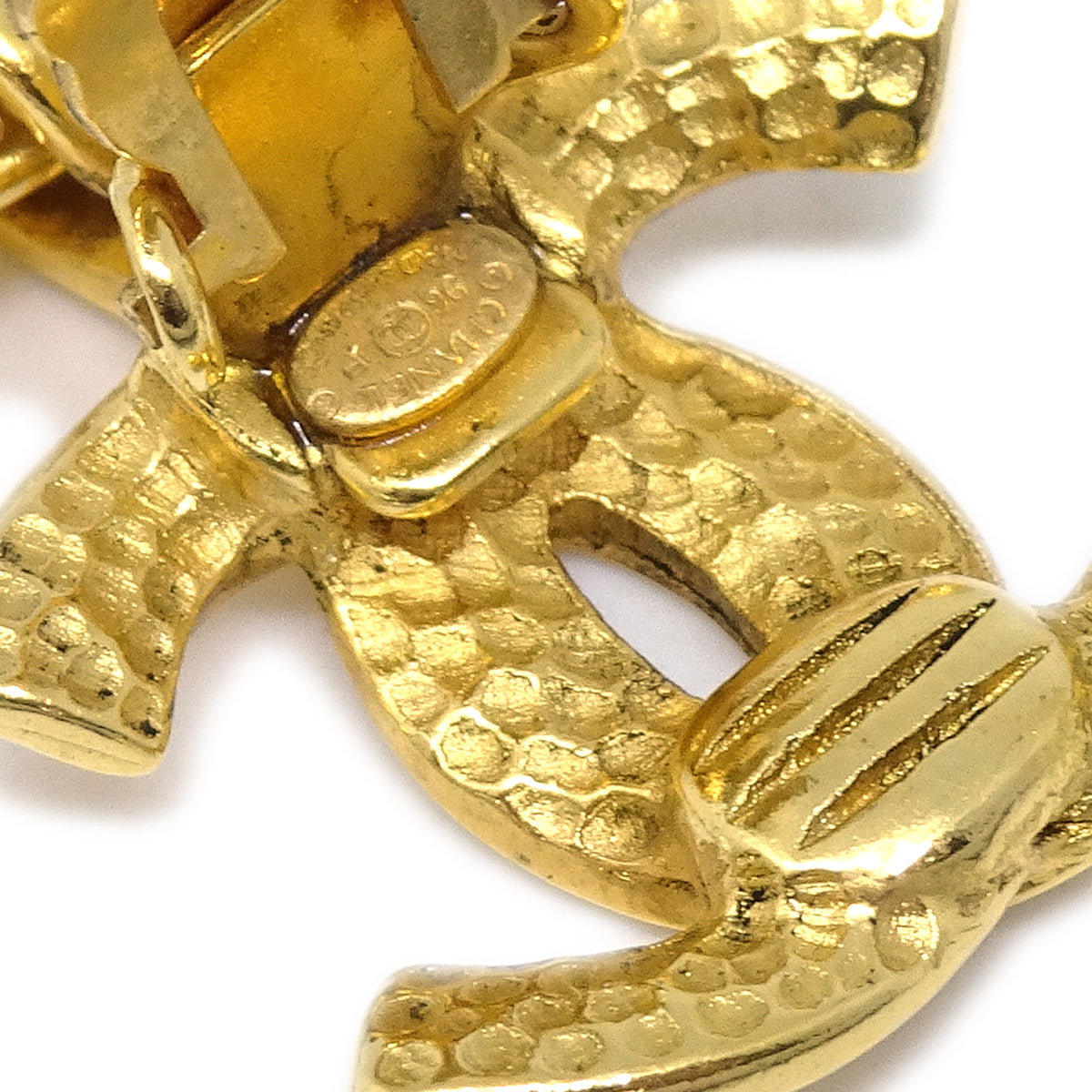 Luxury Chanel Dangle Hoop Earrings Gold Clip-On 96P