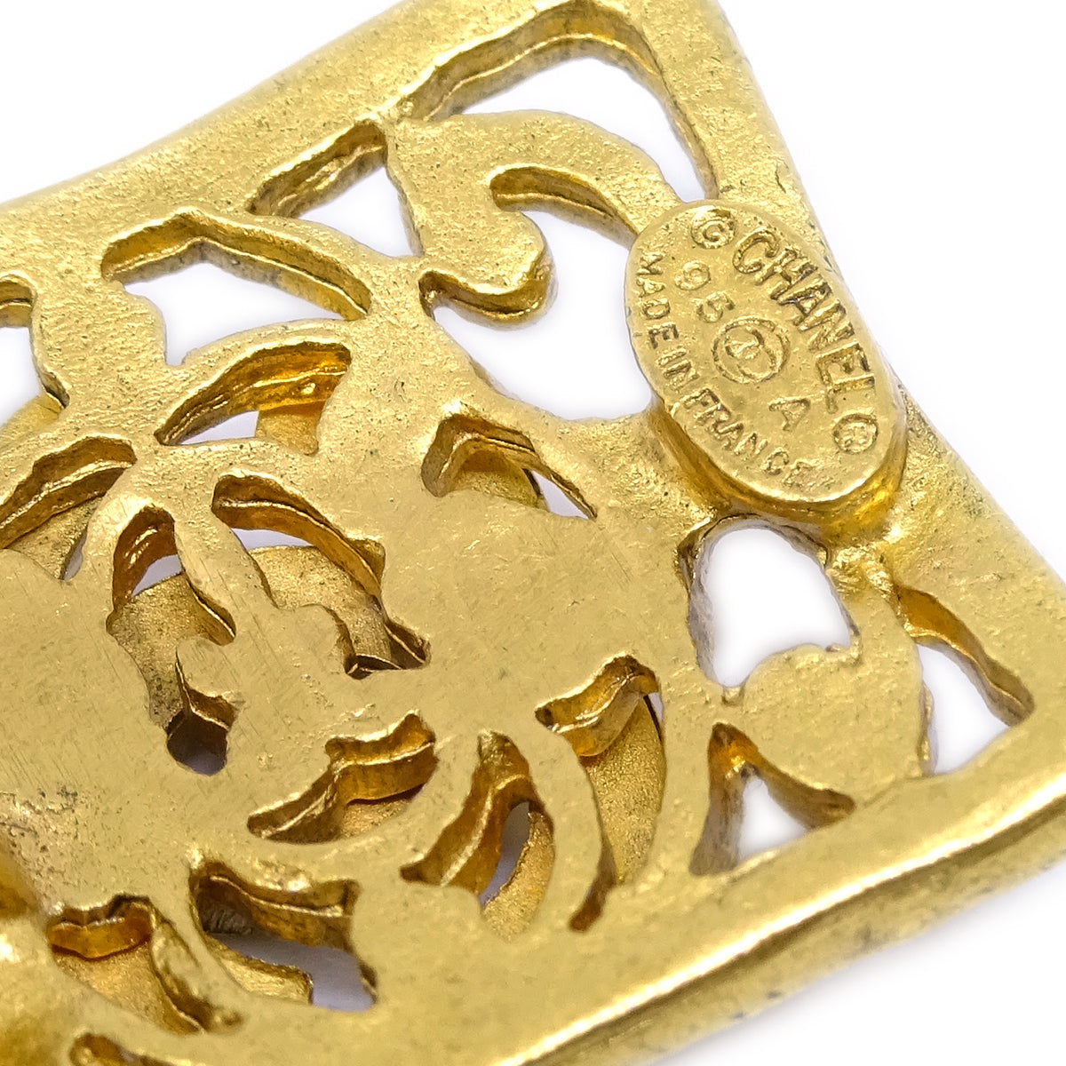 Luxury Chanel Square Earrings Clip-On Gold 95A