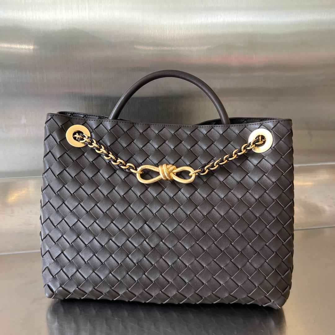Luxury Bottega Veneta bv medium andiamo 32 chocolate lambskin