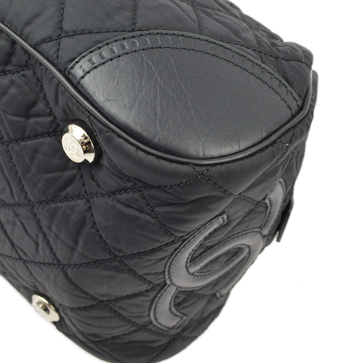 Luxury Chanel 2005-2006 Black Nylon Calfskin Paris-New York Duffle Handbag
