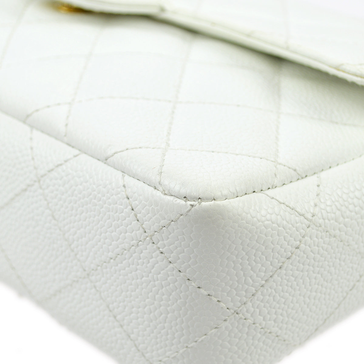 Luxury Chanel 1997-1999 Caviar Medium Single Flap Bag