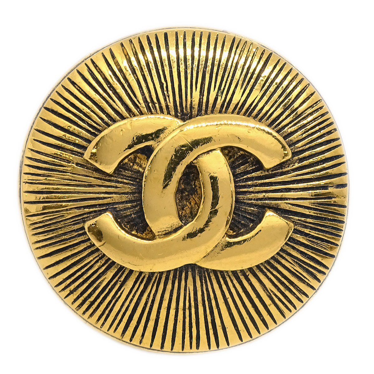 Luxury Chanel Gold Medallion Brooch Pin 1136