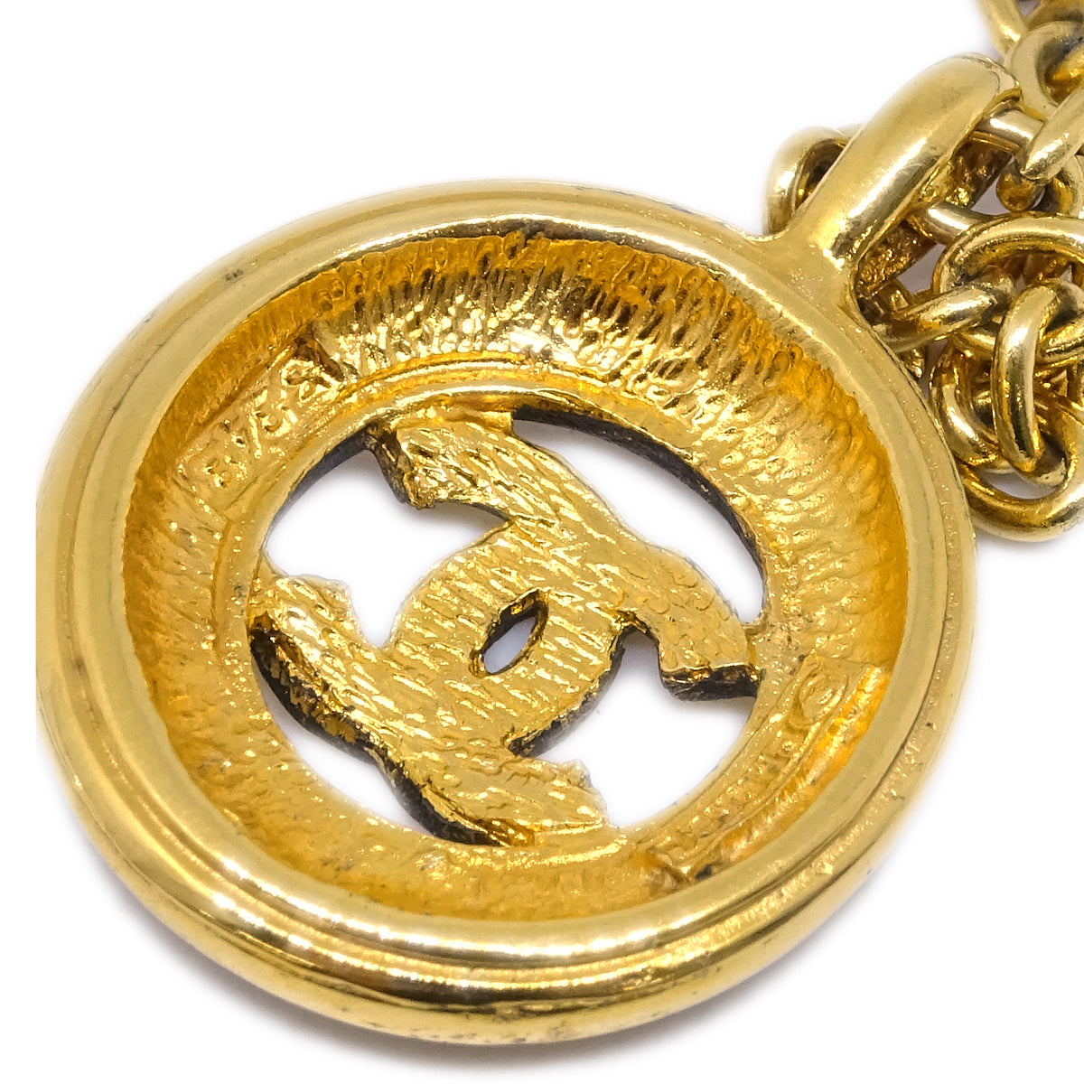 Luxury Chanel Gold Medallion Pendant Necklace 3242