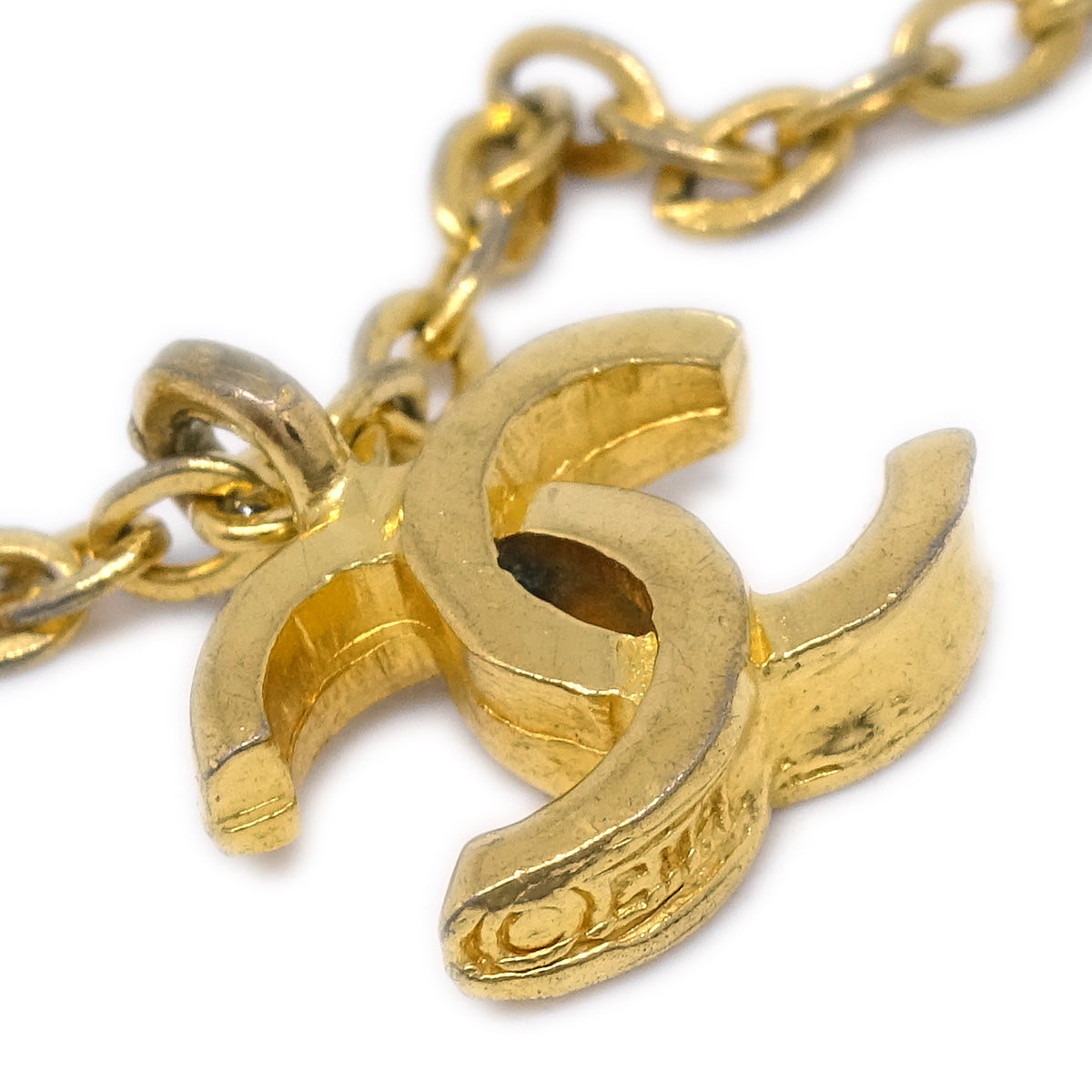 Luxury Chanel Gold Mini CC Pendant Necklace 683