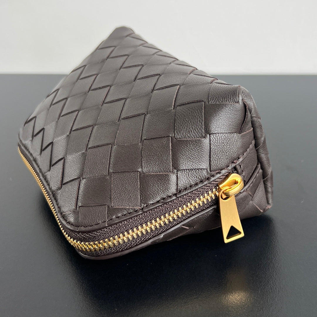 Luxury Bottega Veneta INTRECCIATO 16 BAG IN FONDANT LAMBSKIN
