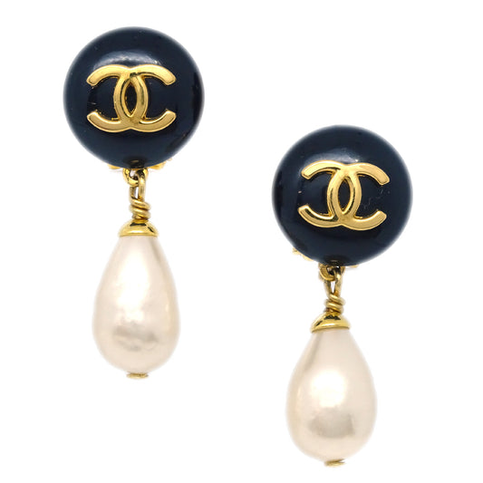Luxury Chanel Artificial Pearl Dangle Earrings Clip-On Gold 96P