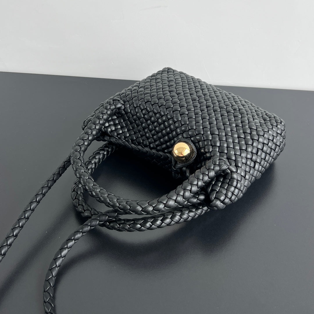 Luxury Bottega Veneta MINI TOSCA 20 IN BLACK CALFSKIN