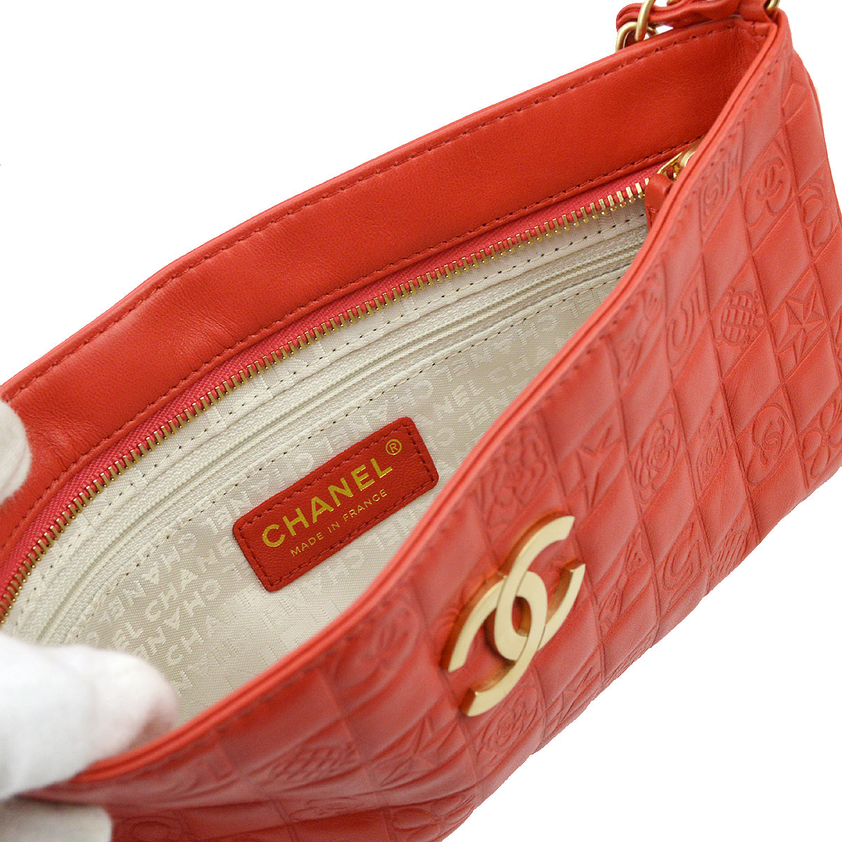 Luxury Chanel 2003-2004 Lambskin Icon Chain Handbag