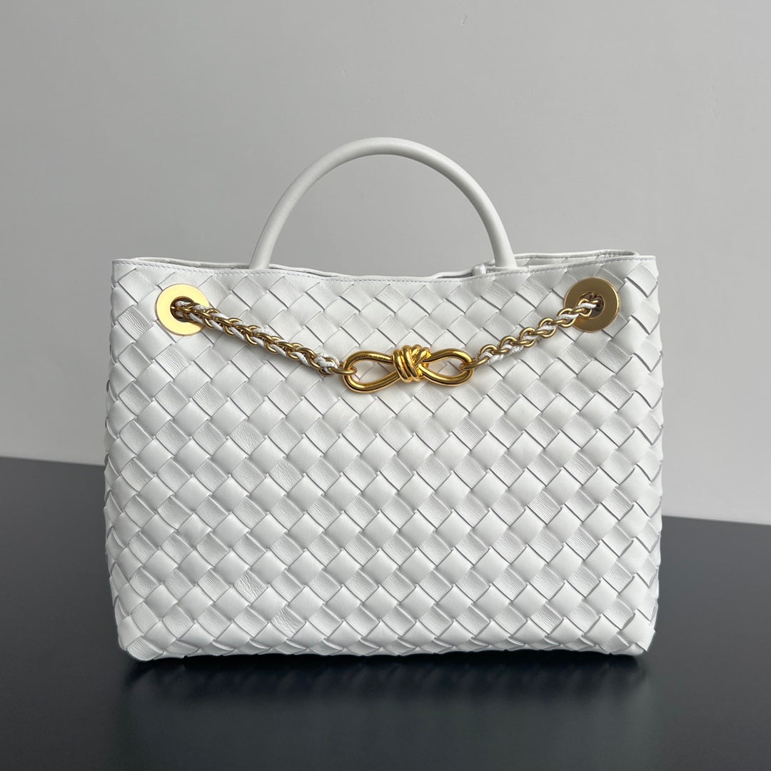 Luxury Bottega Veneta bv medium andiamo 32 light green lambskin