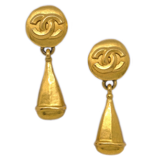 Luxury Chanel Dangle Earrings Clip-On Gold 96P