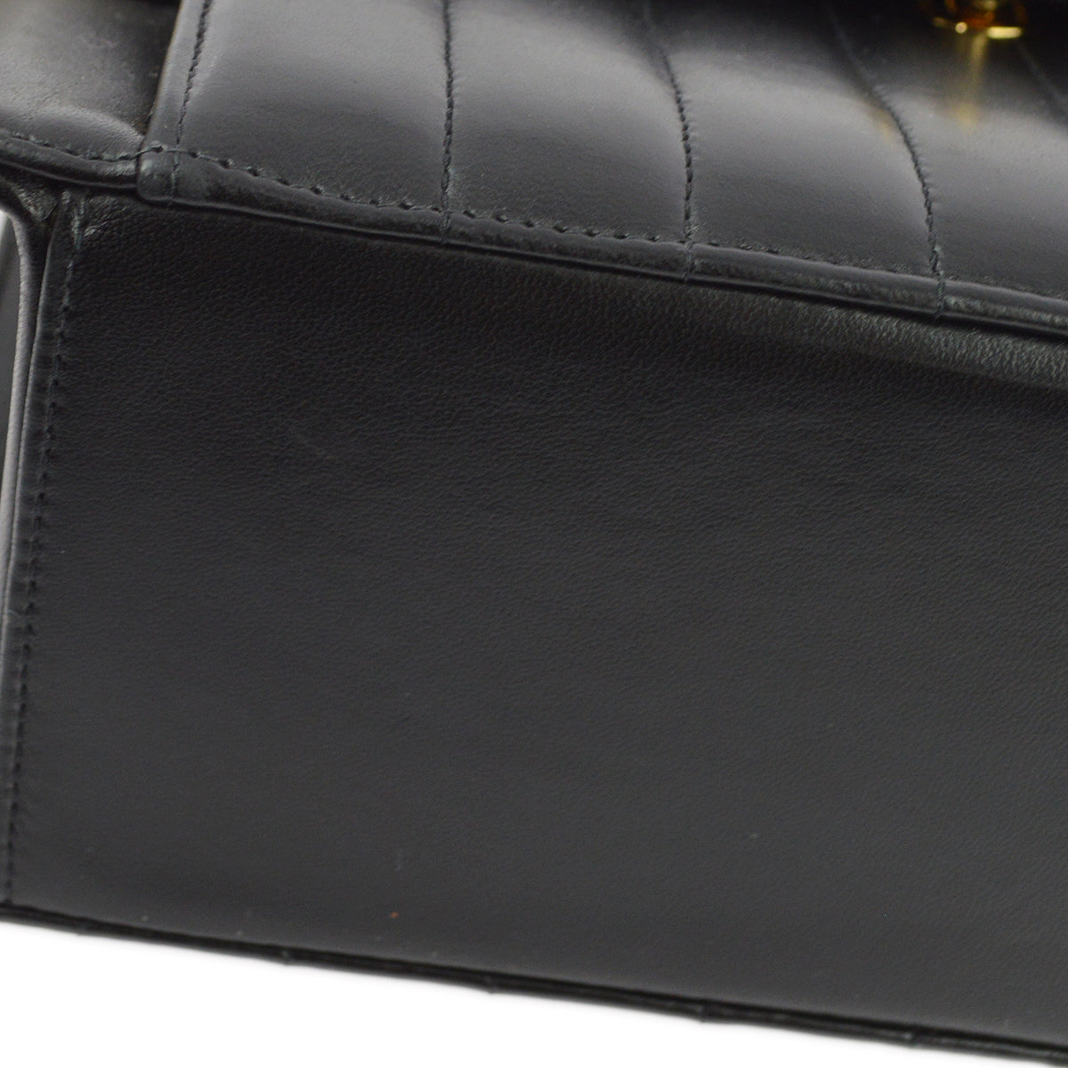 Luxury Chanel 1991-1994 Lambskin Vertical Stitch Flap Bag
