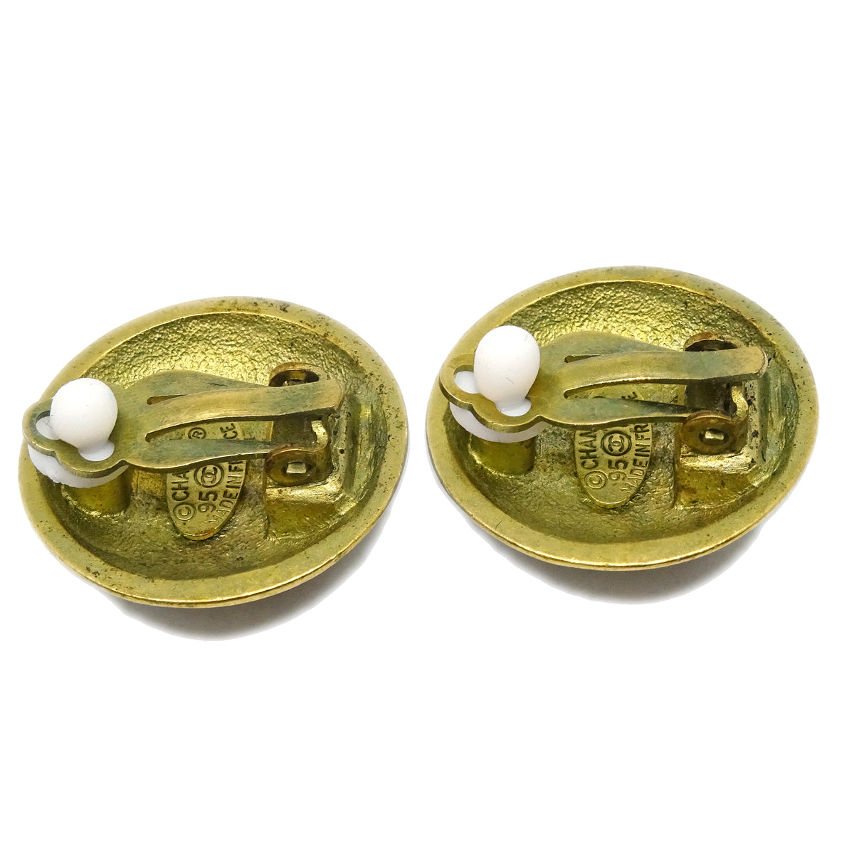 Luxury Chanel Gold Button Earrings Clip-On 95P
