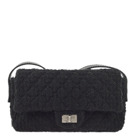 Luxury Chanel 2009-2010 Tweed Mademoiselle Lock Shoulder Bag