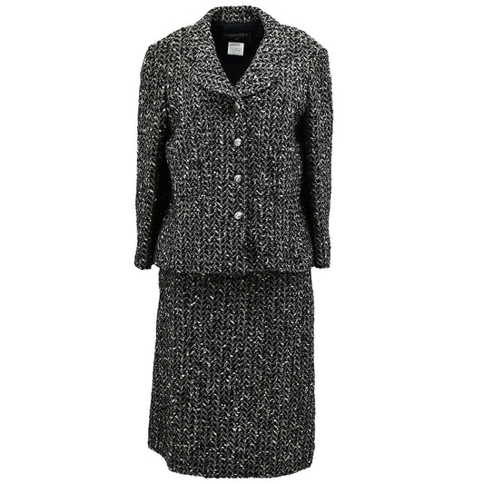 Luxury Chanel Setup Suit Jacket Skirt Black 97A #46