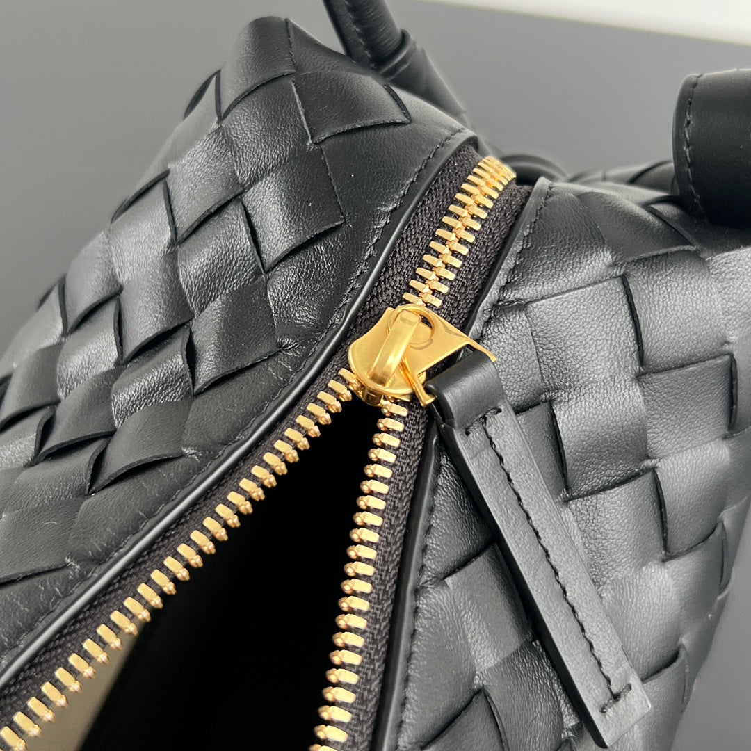 Luxury Bottega Veneta BV Loop Top Handle 19cm Black Lambskin
