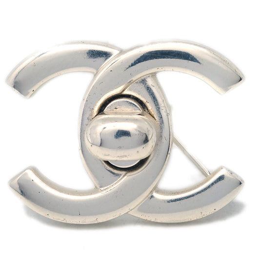 Luxury Chanel Turnlock Brooch Pin Silver Small 96P