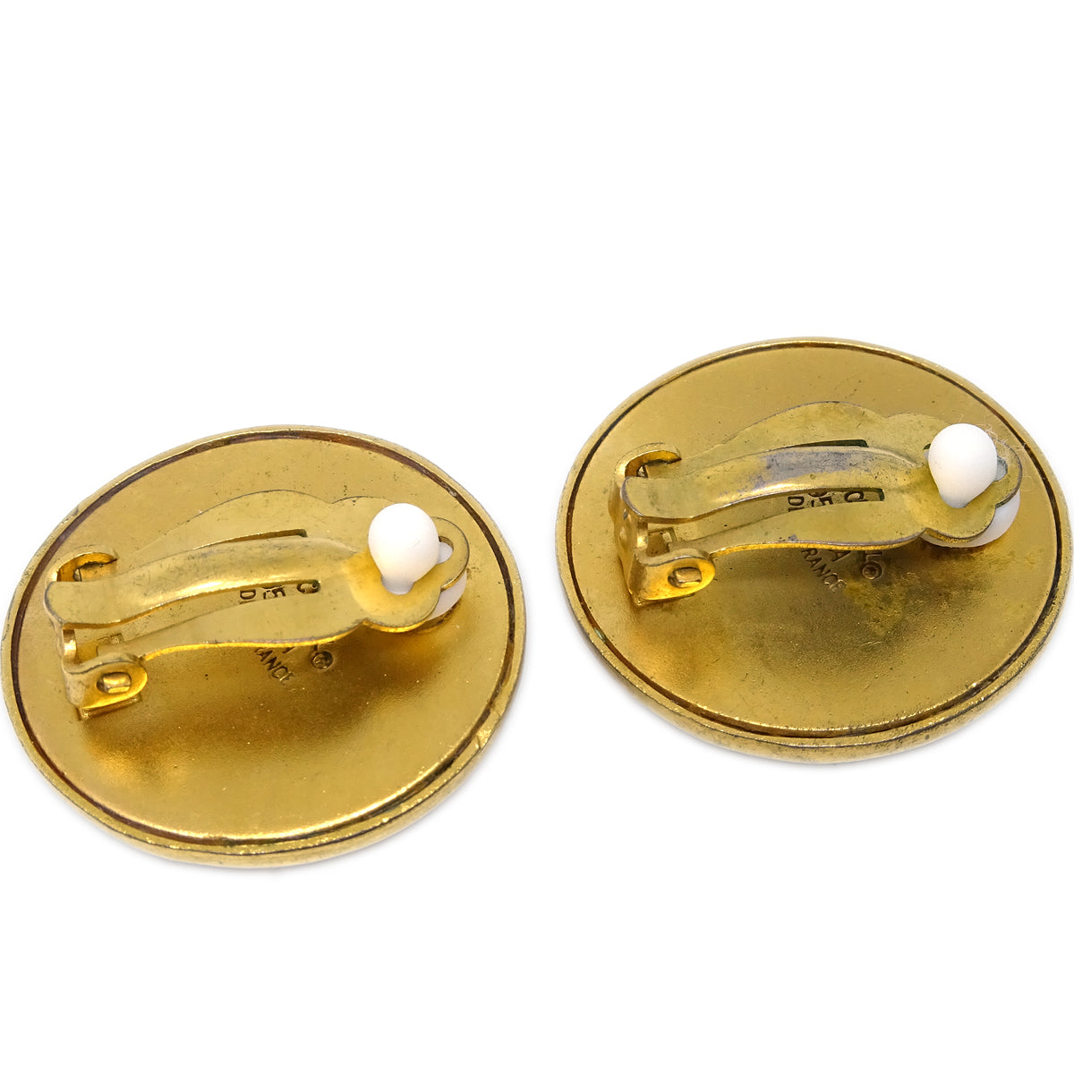 Luxury Chanel Button Earrings Clip-On Gold 95A