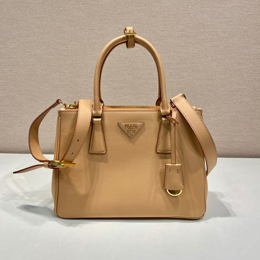 Luxury PradaMEDIUM GALLERIA BAG 28 IN CIDER BROWN SMOOTH CALFSKIN GOLD HARDWARE