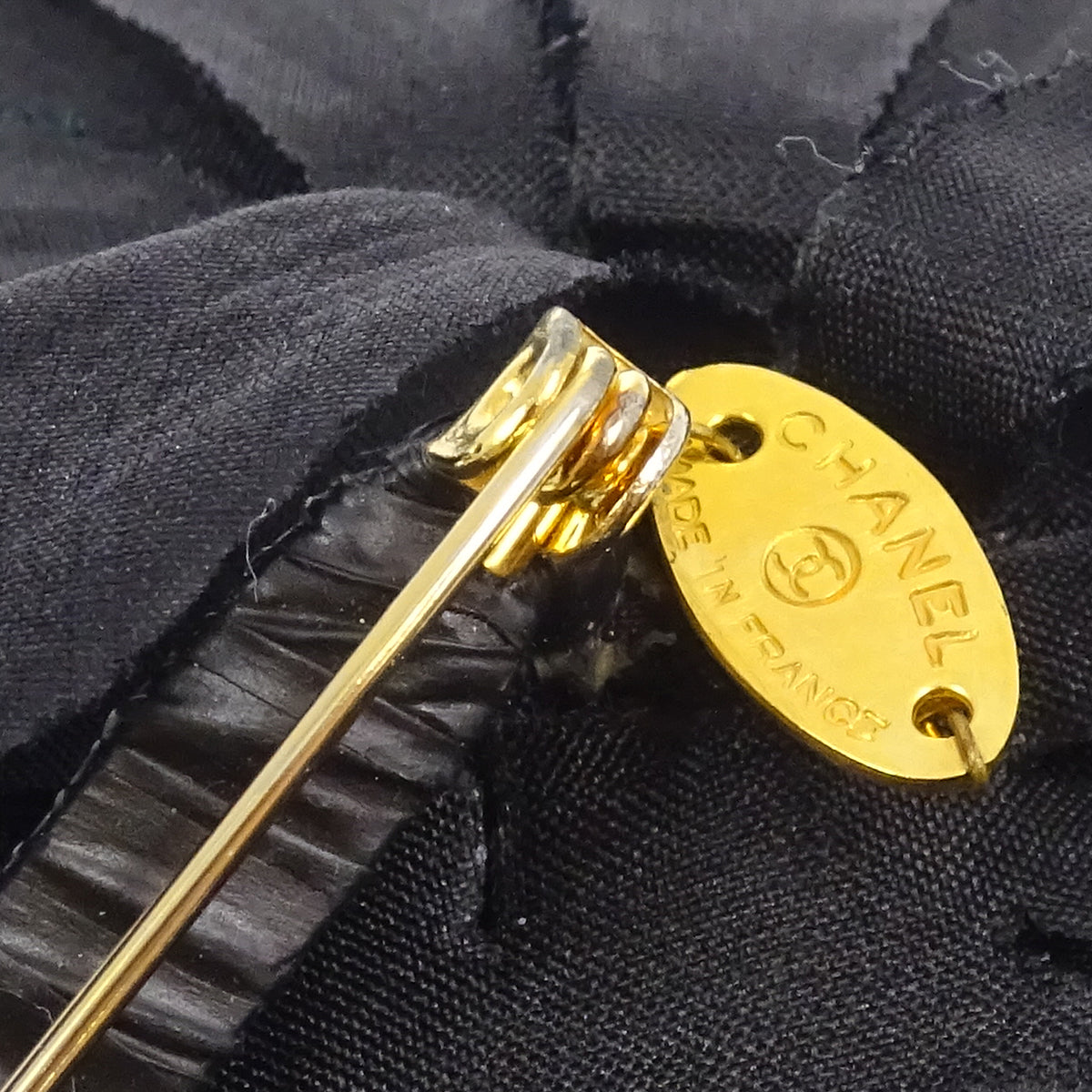 Luxury Chanel Sunflower Brooch Pin Black