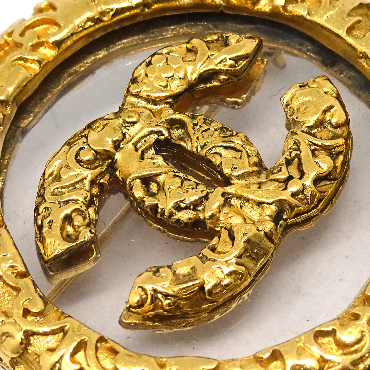 Luxury Chanel Gold Brooch Pin 93A