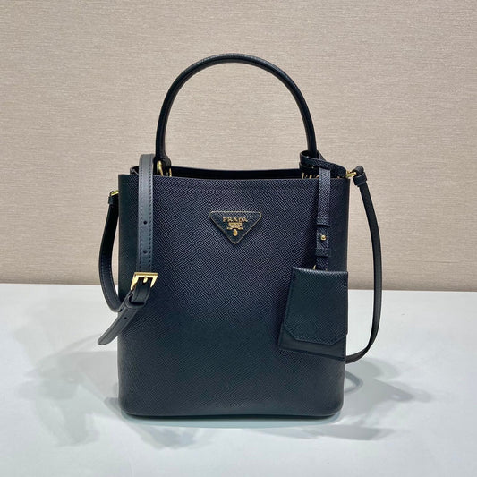 Luxury PradaBUCKET BAG 23 IN BLACK SAFFIANO LEATHER