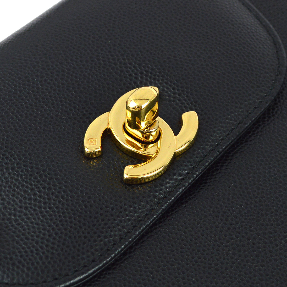 Luxury Chanel 1997-1999 Black Caviar Handbag