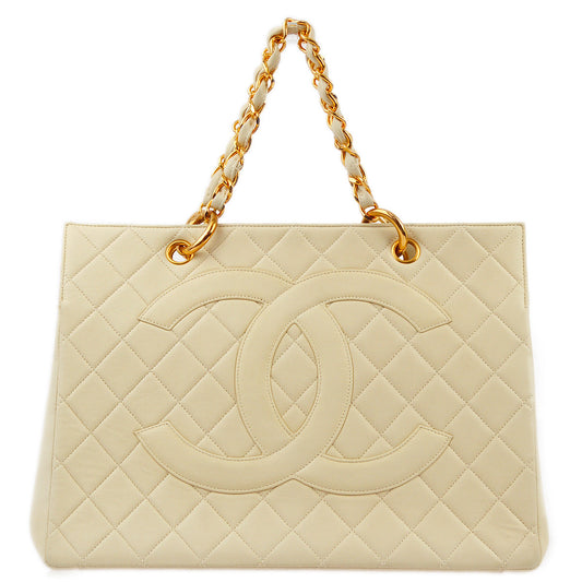 Luxury Chanel 1996-1997 Ivory Lambskin Chain Tote Handbag