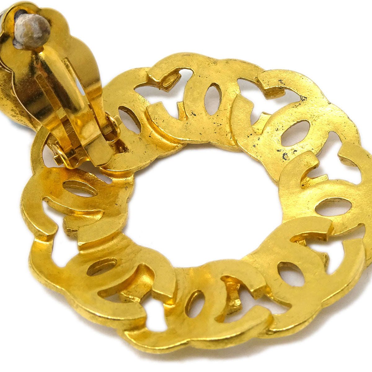 Luxury Chanel Hoop Dangle Earrings Clip-On Gold 95A