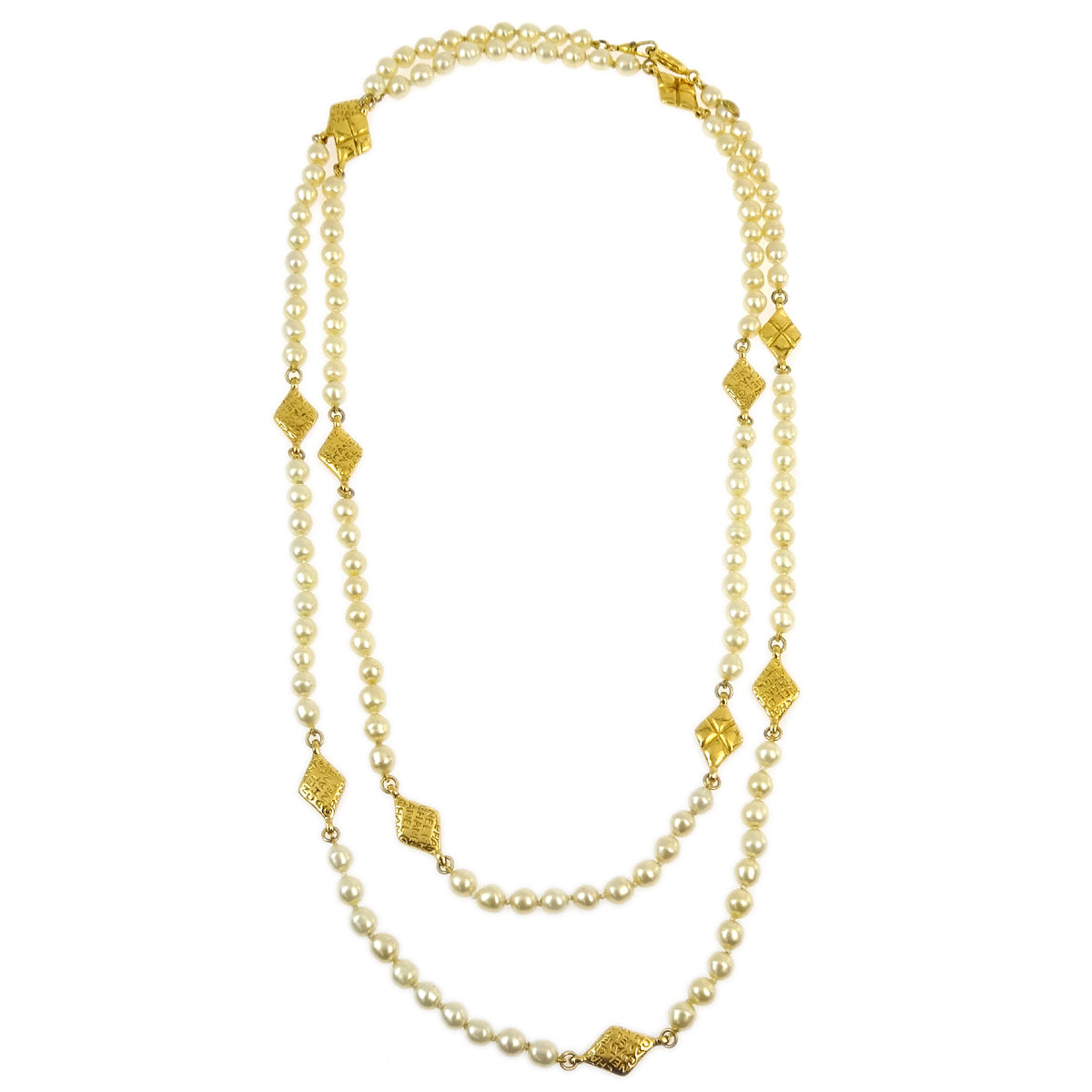 Luxury Chanel Costume Pearl Necklace Gold