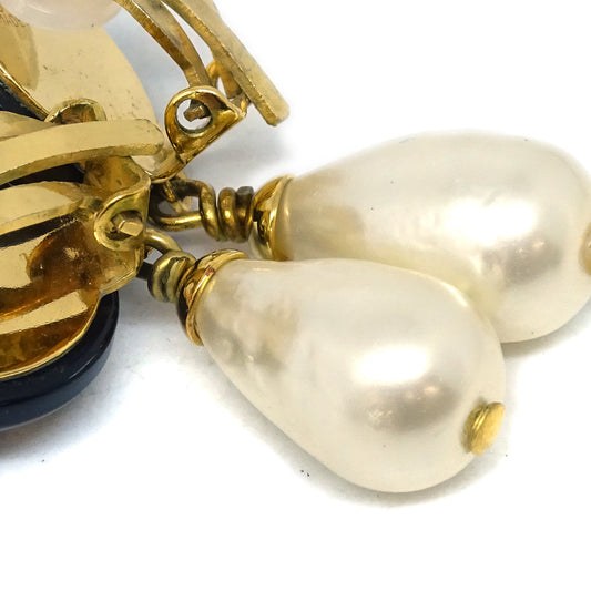 Luxury Chanel Artificial Pearl Dangle Earrings Clip-On Gold 96P