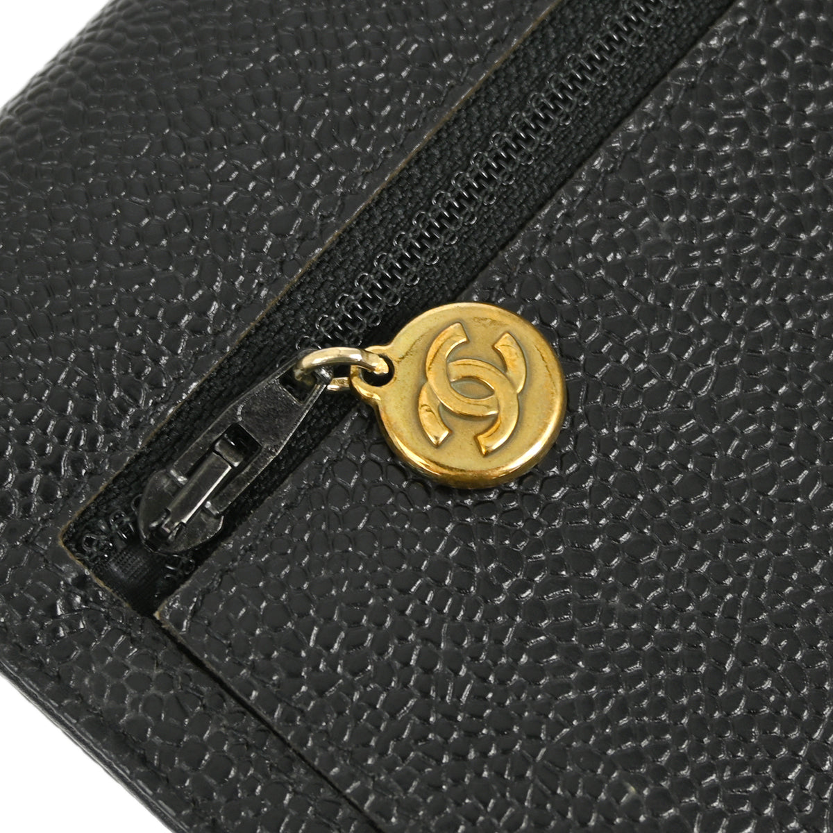 Luxury Chanel 1996-1997 Black Caviar WOC Chain Shoulder Wallet Bag