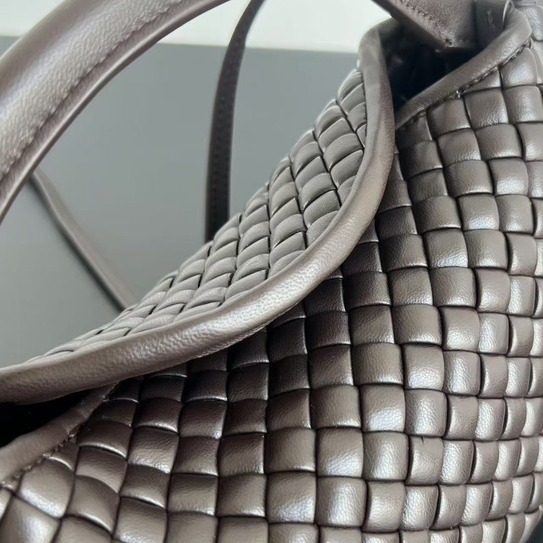 Luxury Bottega Veneta BV Small Cobble Top Handle 23cm Chocolate Lambskin