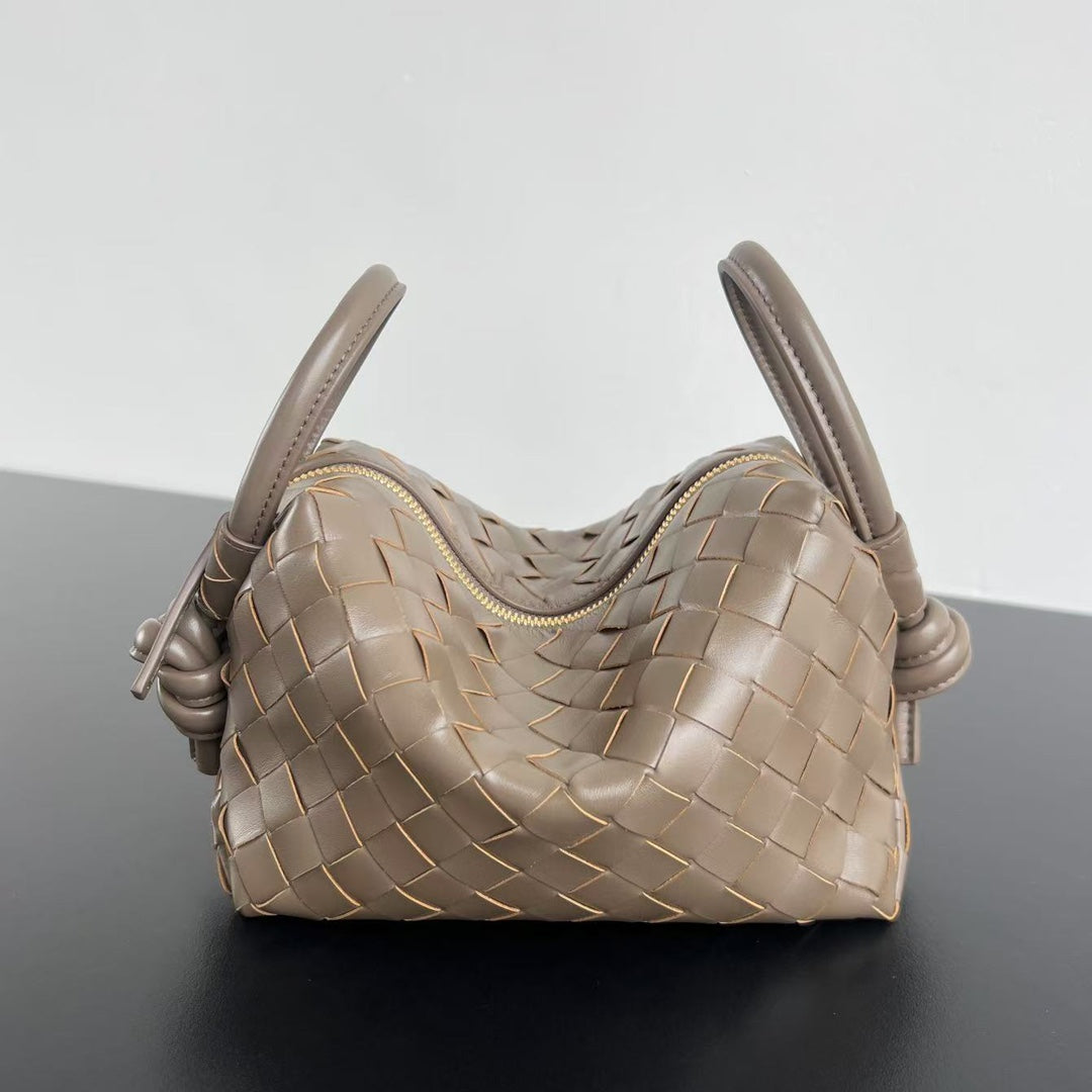 Luxury Bottega Veneta BV Loop Top Handle 19cm Brown Lambskin
