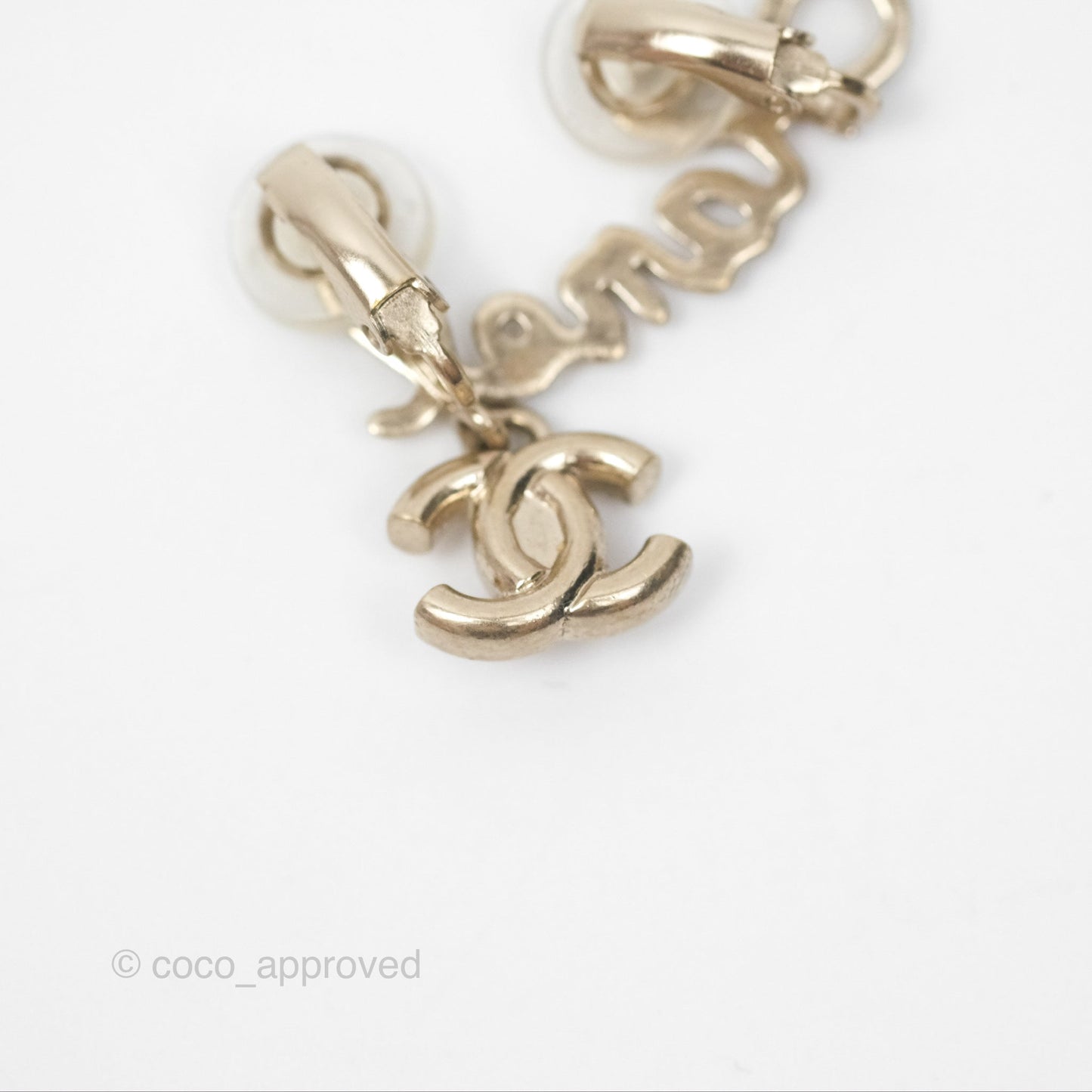 Chanel Logo CC Turnlock Ear Clips Gold Tone 21P