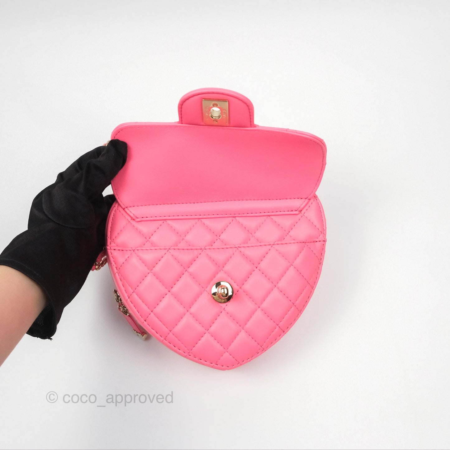 Chanel Large Heart Bag Pink Lambskin Gold Hardware 22S