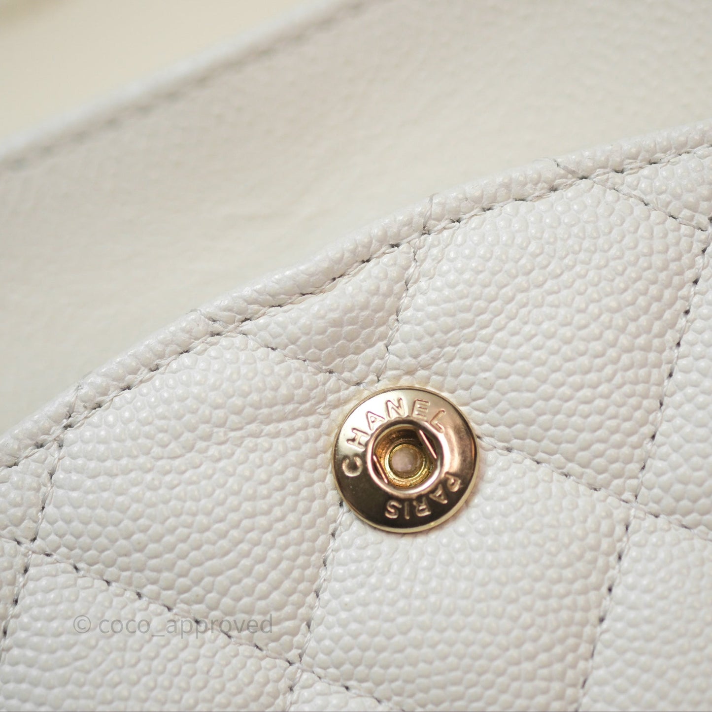 Chanel M/L Medium Classic Flap Quilted White Caviar Gold Hardware