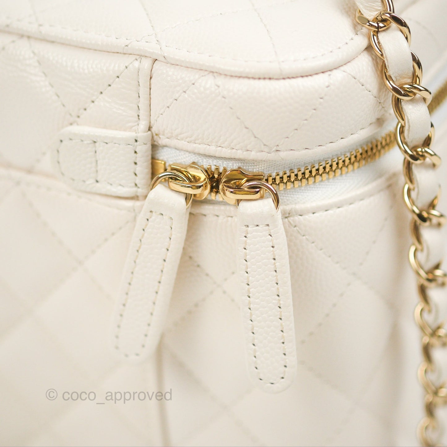 Chanel Quilted Top Handle Vanity Case White Caviar Gold Hardware