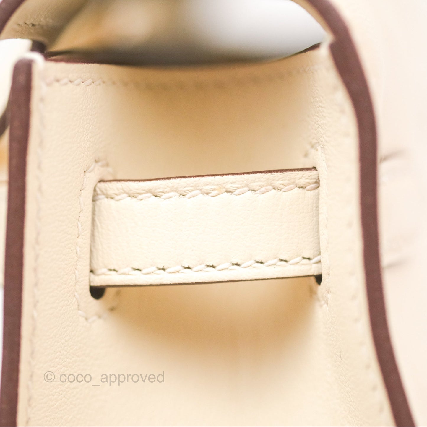 Hermès Kelly Mini Pochette Nata I2 Swift Gold Hardware