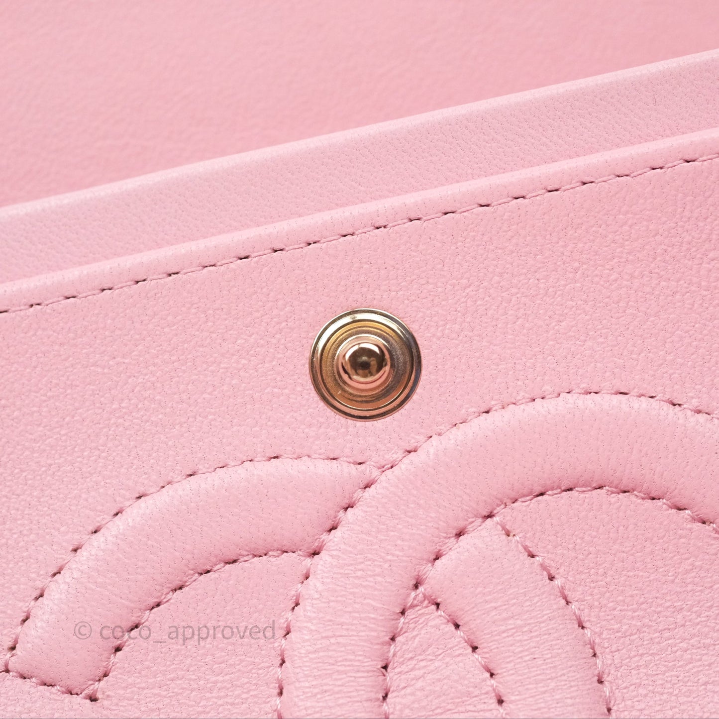 Chanel Classic M/L Medium Flap Quilted Pink Lambskin Gold Hardware