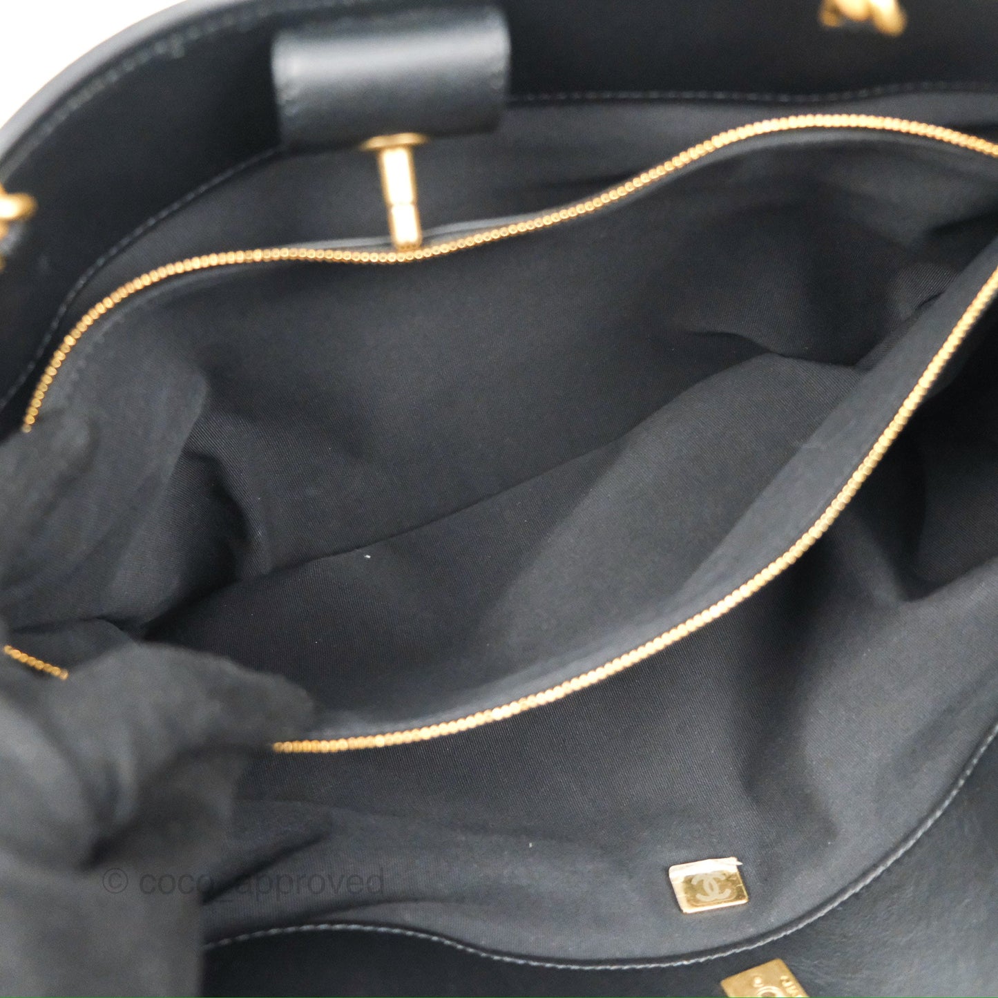 Chanel Tweed Tote Bag Leather Gold Hardware 22K