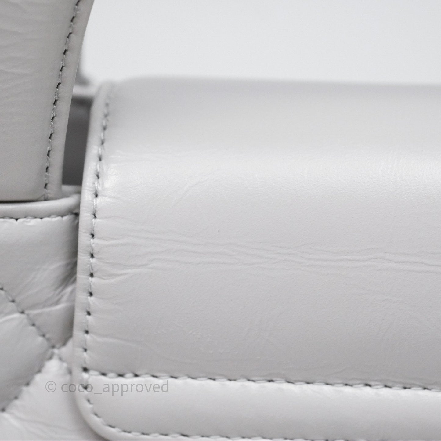Chanel Kelly Bag Quilted Light Grey Shiny Calfskin Aged Gold Hardware
