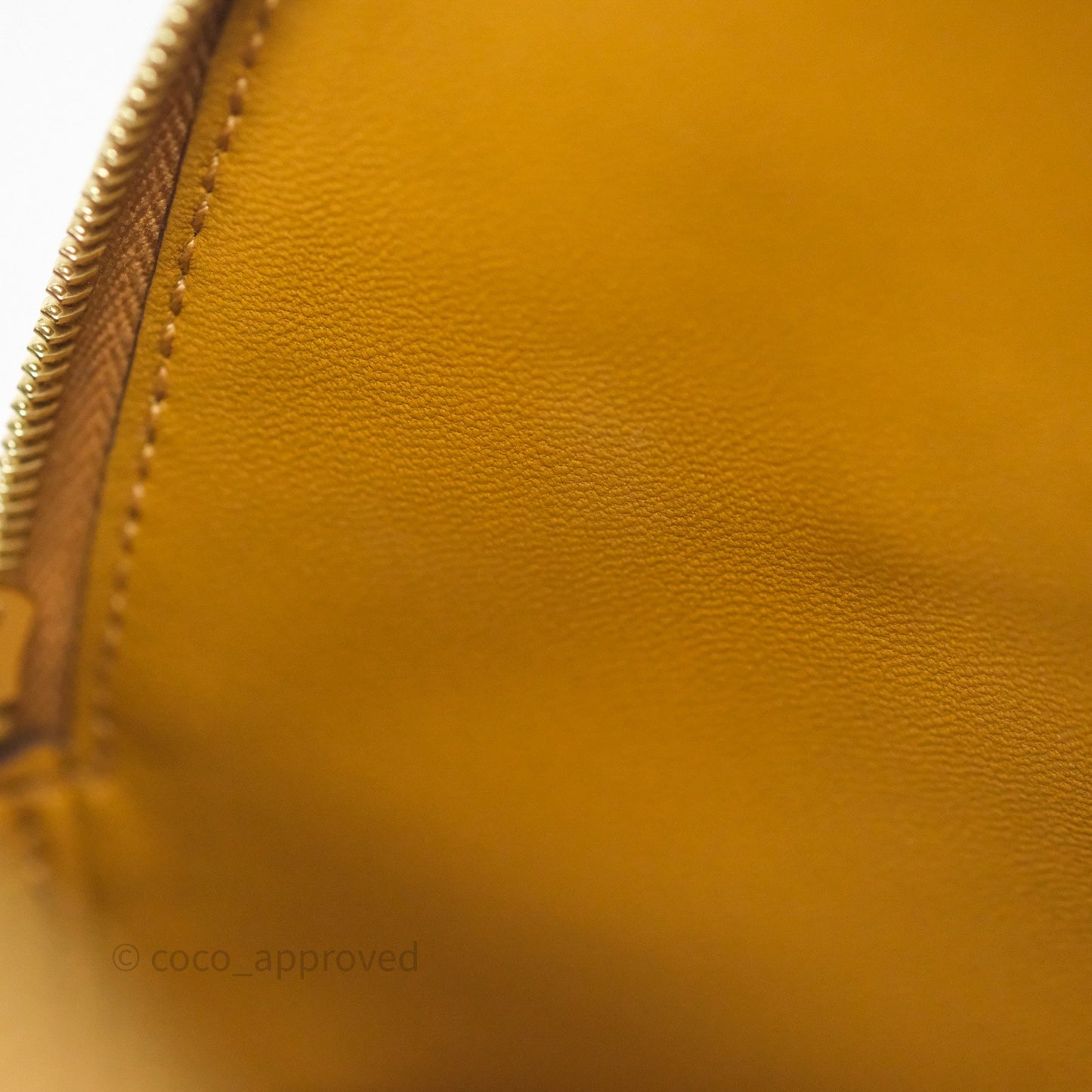 Hermès Bolide Mini 1923 Caramel 28 Chevre Mysore Strap Ficelle/Black Gold Hardware