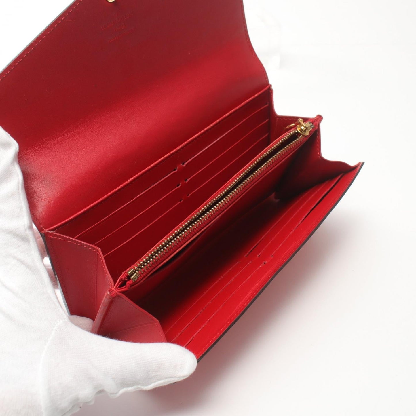 Louis Vuitton Patent Sweet Monogram Sarah Wallet  Leather Long Wallet M90127 in New Condition