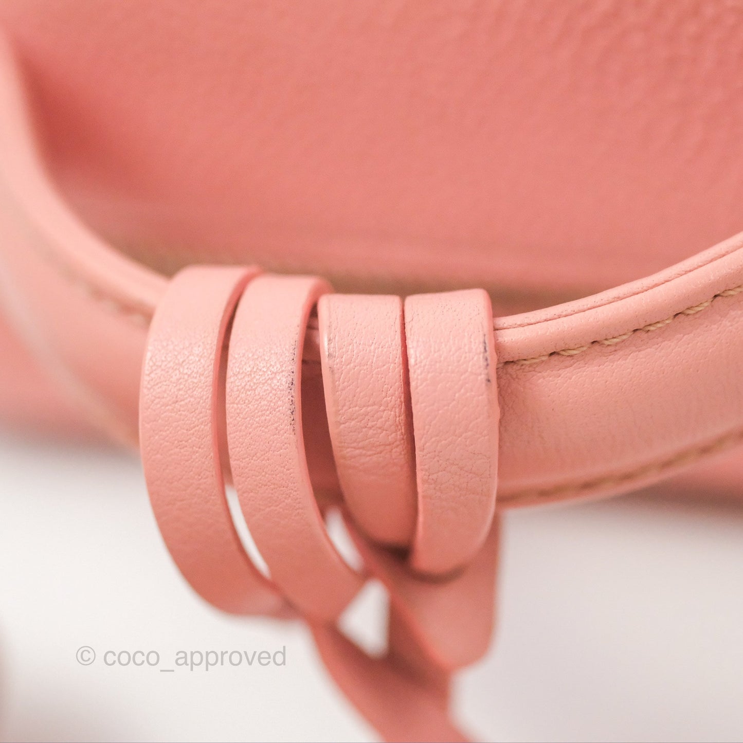 Chanel Quilted Small CC Filigree Vanity Case Dusty Pink Caviar Gold Hardware