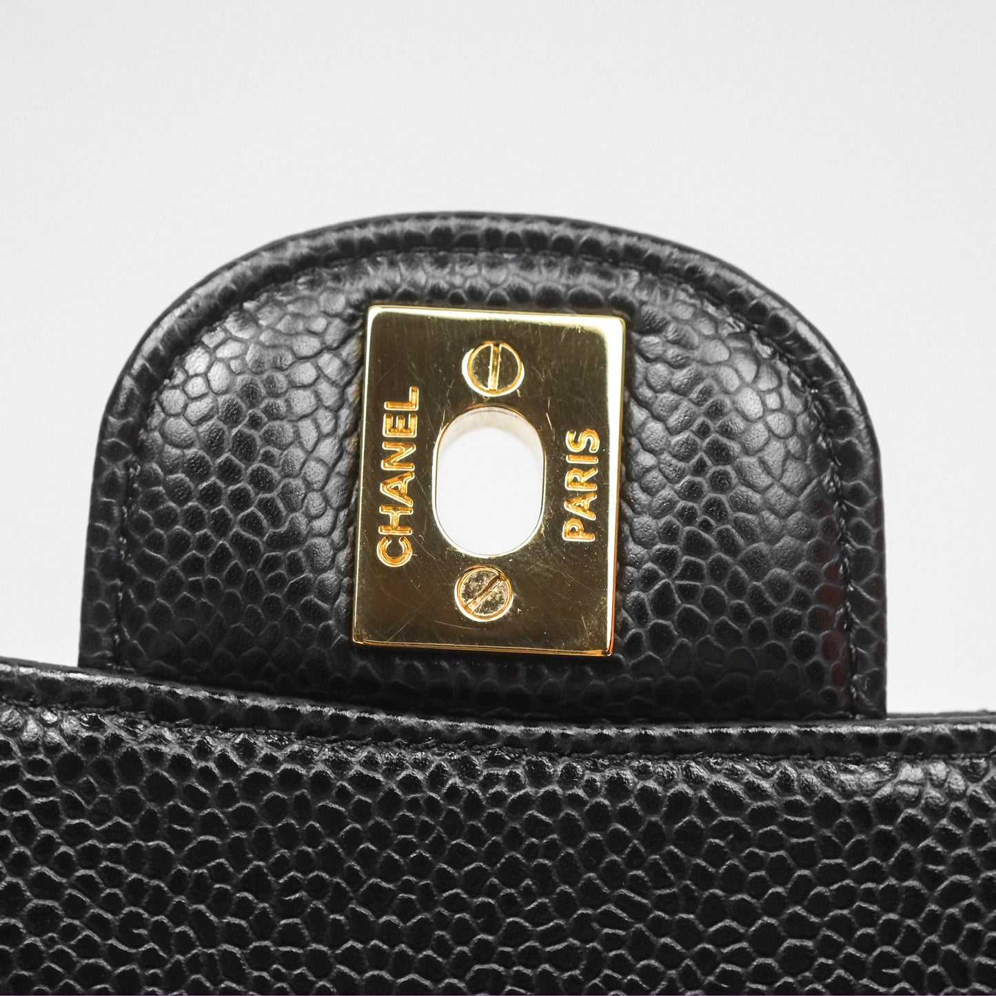Chanel Classic M/L Medium Flap Quilted Black Caviar Gold Hardware