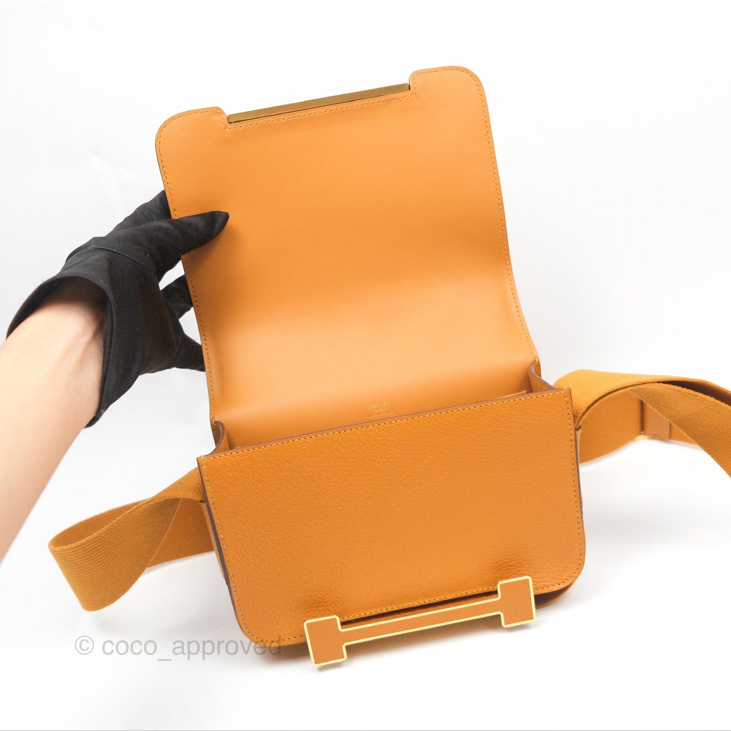 Hermès Geta Bag Caramel Chevre Mysore Gold Hardware