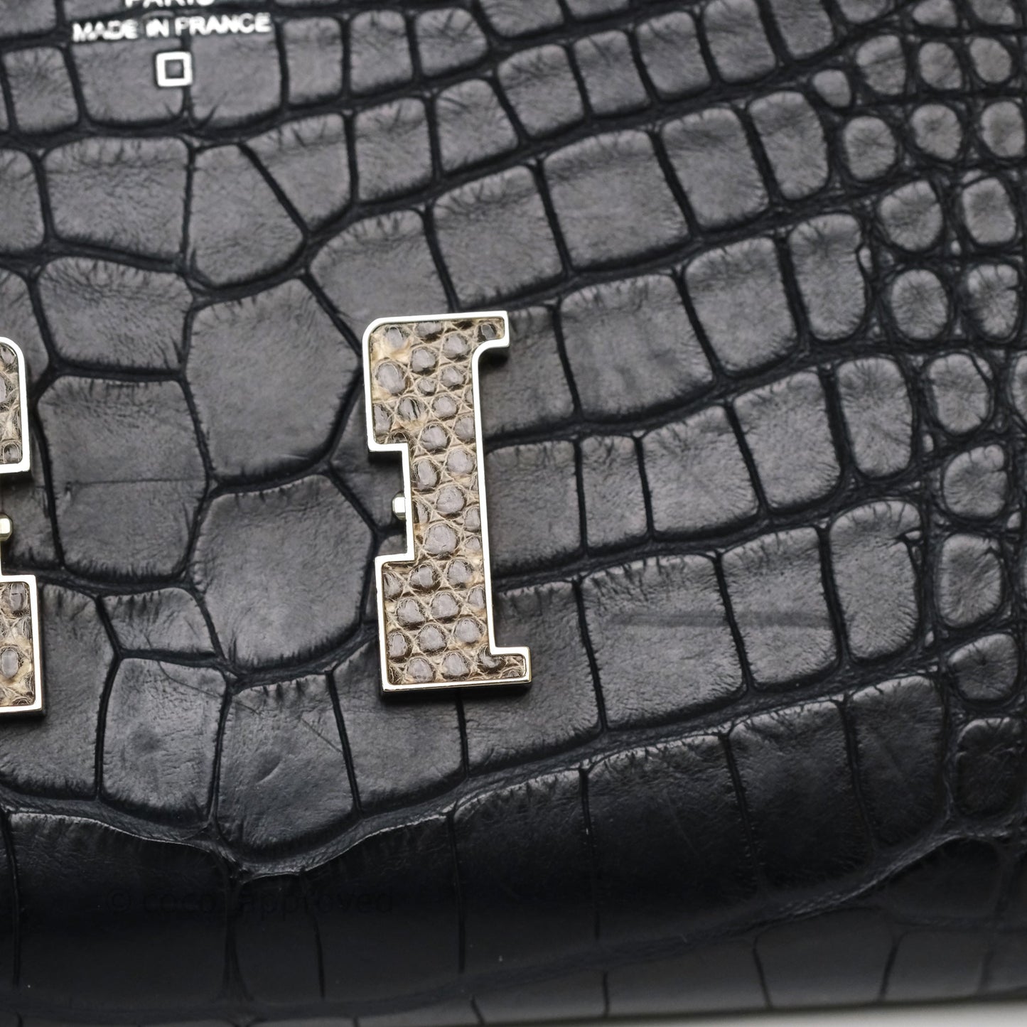 Hermes Constance Wallet Bleu Nuit 2Z Matte Alligator Ombre Lizard Buckle