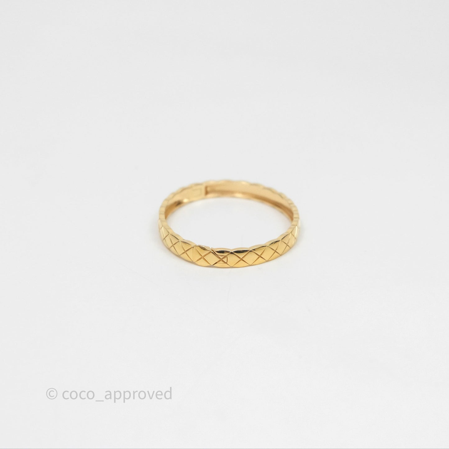 Chanel Coco Crush Bracelet Quilted Motif 18K Yellow Gold